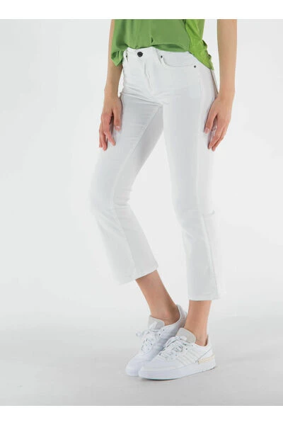 Armani Exchange Cropped Jeans JEANS 5TASCHE CROP FLARE White 2 Armani Exchange Cropped Jeans JEANS 5TASCHE CROP FLARE White - Afbeelding 2